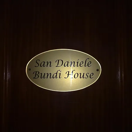 San Daniele Bundi House