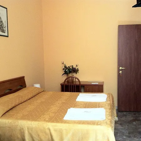 San Daniele Bundi House 2* Róma